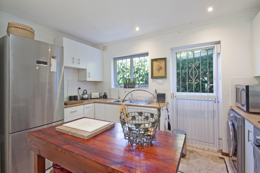 3 Bedroom Property for Sale in Milkwood Park Western Cape